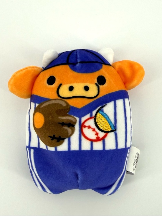 cows vs aliens Other - Cows vs Aliens Rizzuto the Cow 4” Stuffed Bean Plush